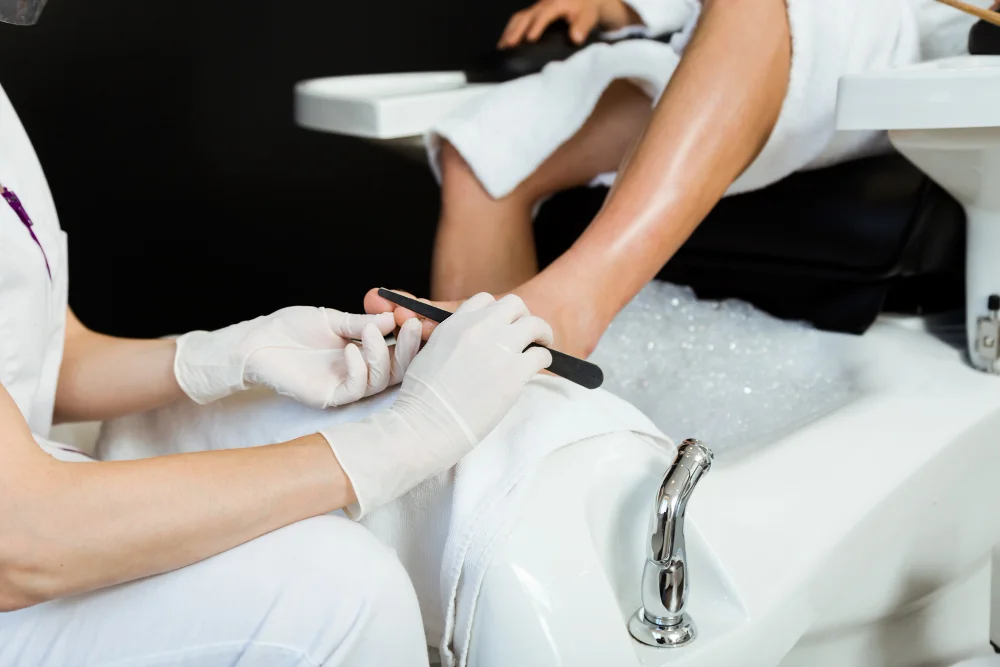 Manicure and pedicure in aruba